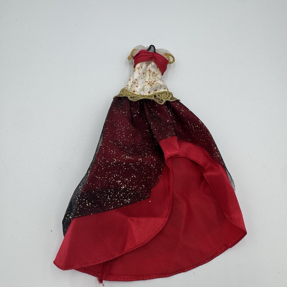 Ever After High First Chapter Apple White Doll - Replacement Red & Gold Dress